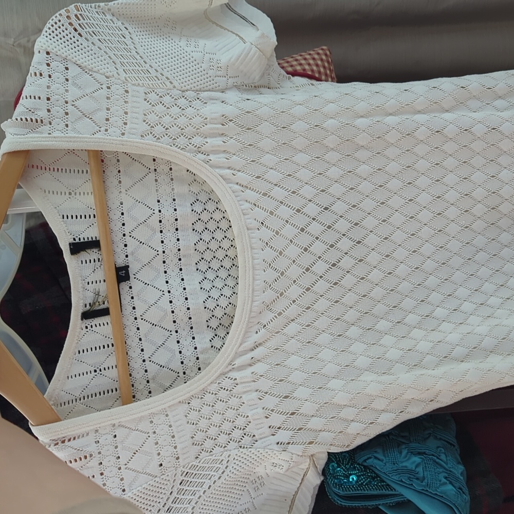 White knit dress